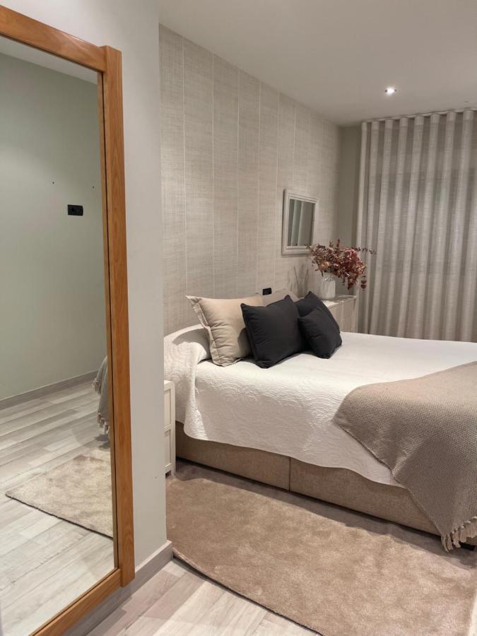 Piso Otero Ocampo, En El Centro De Sanxenxo Apartamento Pontevedra Exterior foto